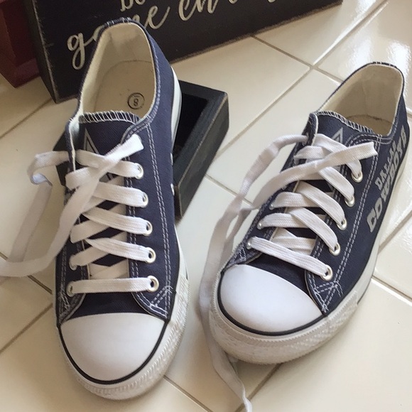 ‘Compass’ Dallas Cowboys Lace-Up Sneakers - Picture 2 of 7
